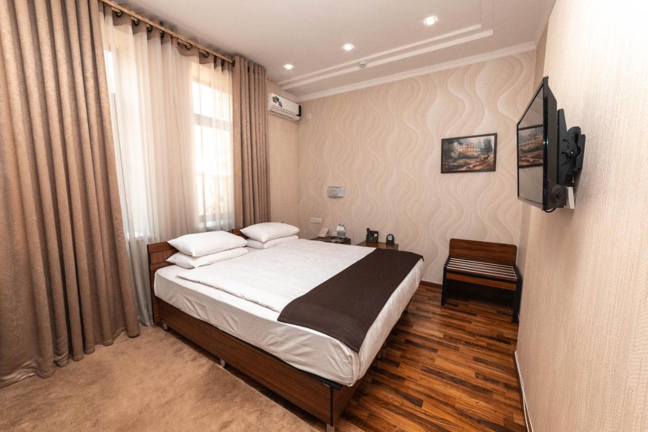 Asmald Palace Hotel Kokand Eksteriør billede